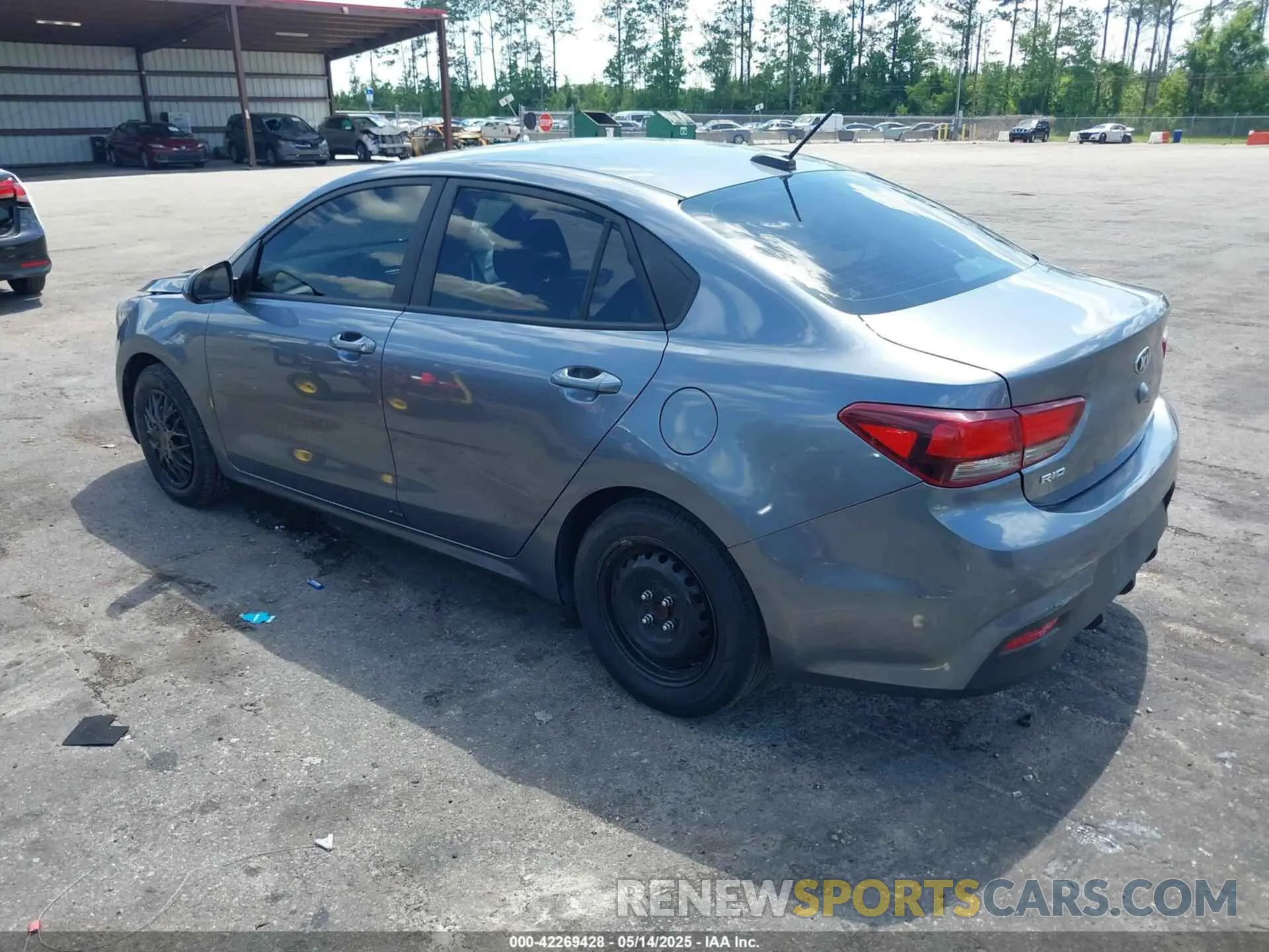 3 fotografías del automóvil dañado 3KPA24AD4LE284848 KIA RIO 2020