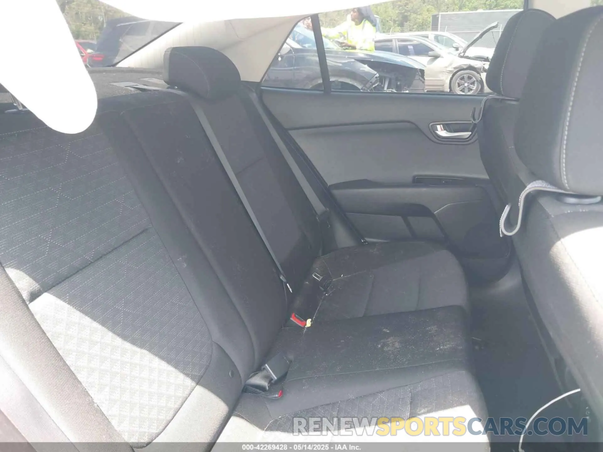 8 fotografías del automóvil dañado 3KPA24AD4LE284848 KIA RIO 2020