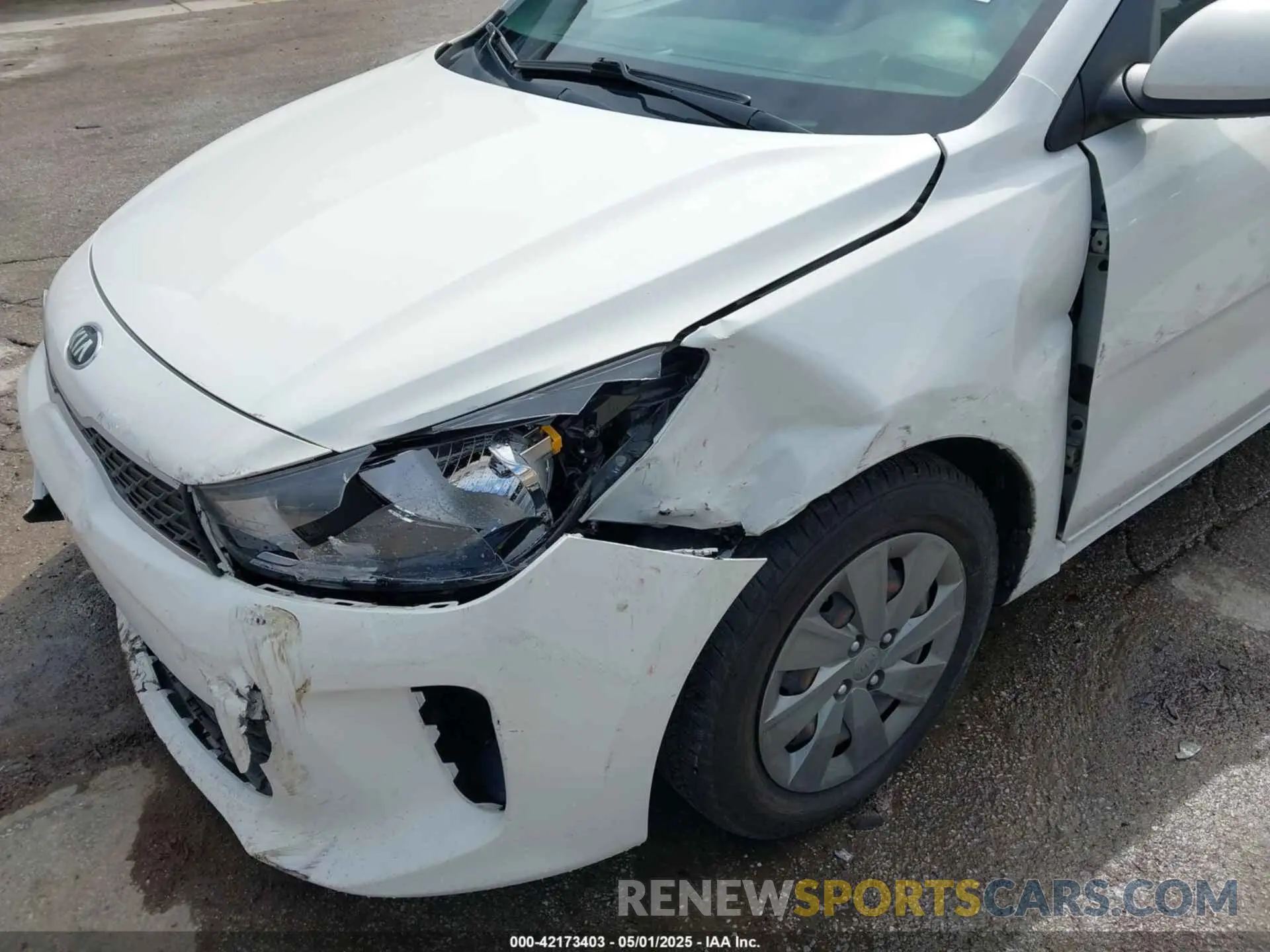 6 fotografías del automóvil dañado 3KPA24AD4LE335068 KIA RIO 2020