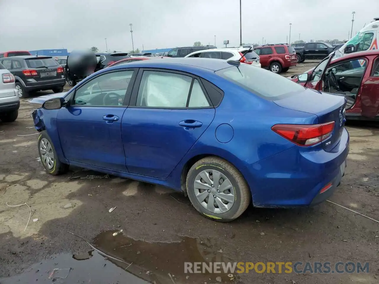 2 fotografías del automóvil dañado 3KPA24AD5LE282722 KIA RIO 2020