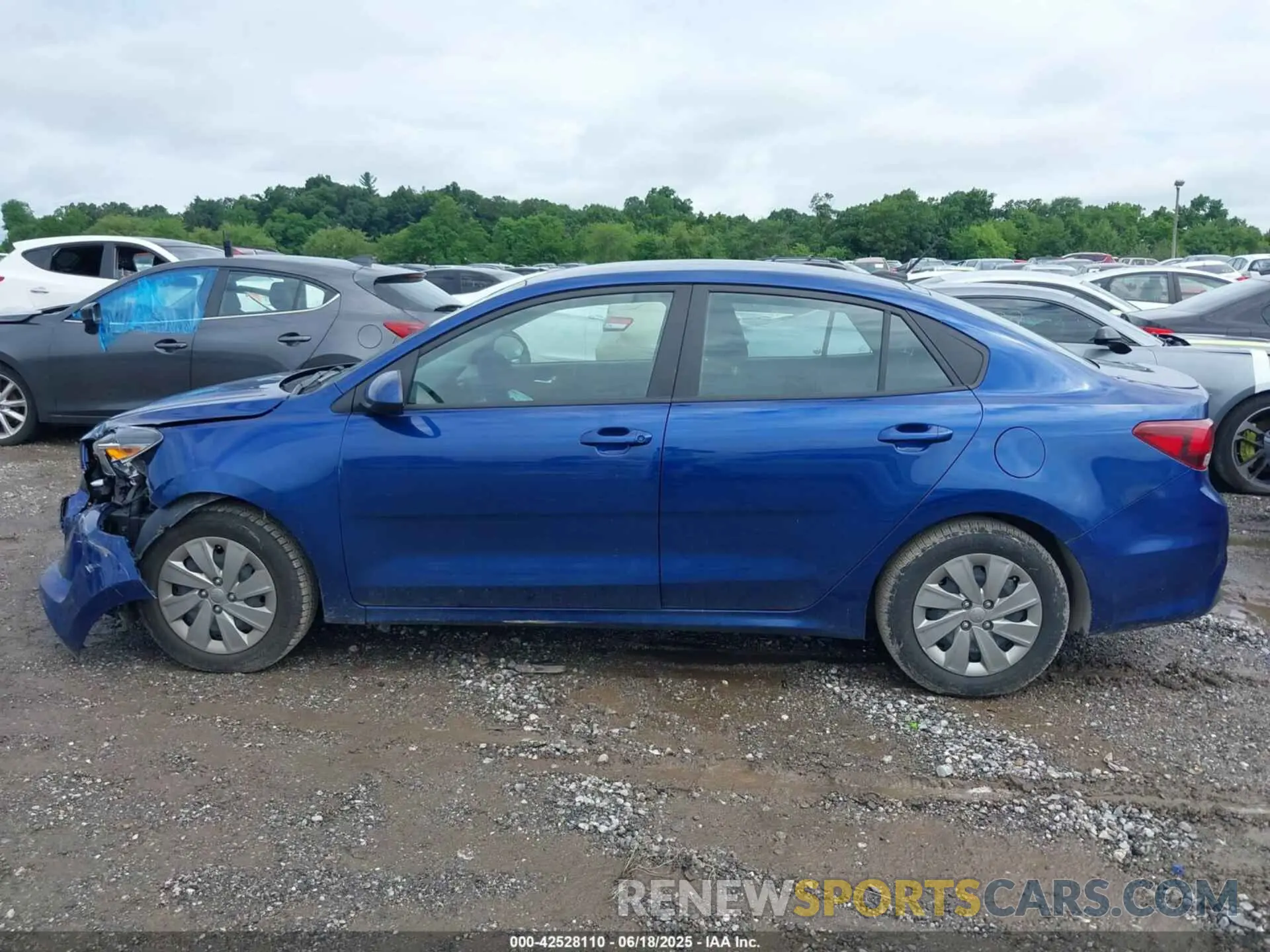 14 fotografías del automóvil dañado 3KPA24AD5LE316965 KIA RIO 2020