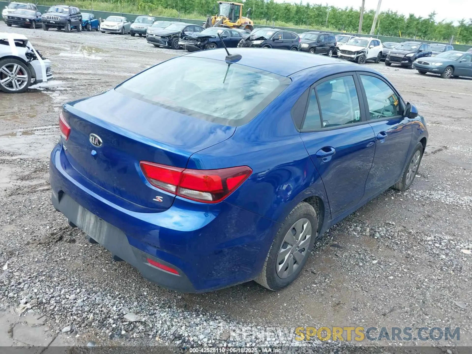 4 fotografías del automóvil dañado 3KPA24AD5LE316965 KIA RIO 2020