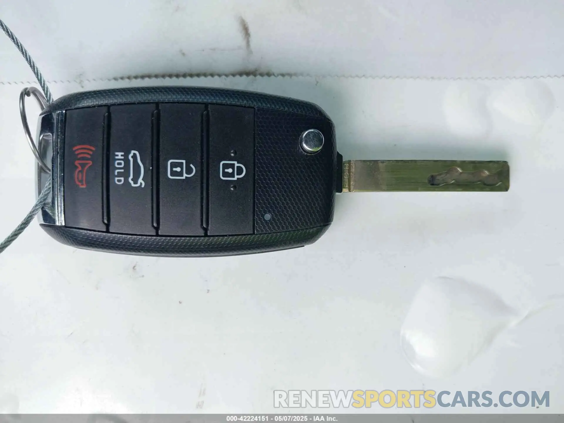 11 fotografías del automóvil dañado 3KPA24AD5LE321132 KIA RIO 2020
