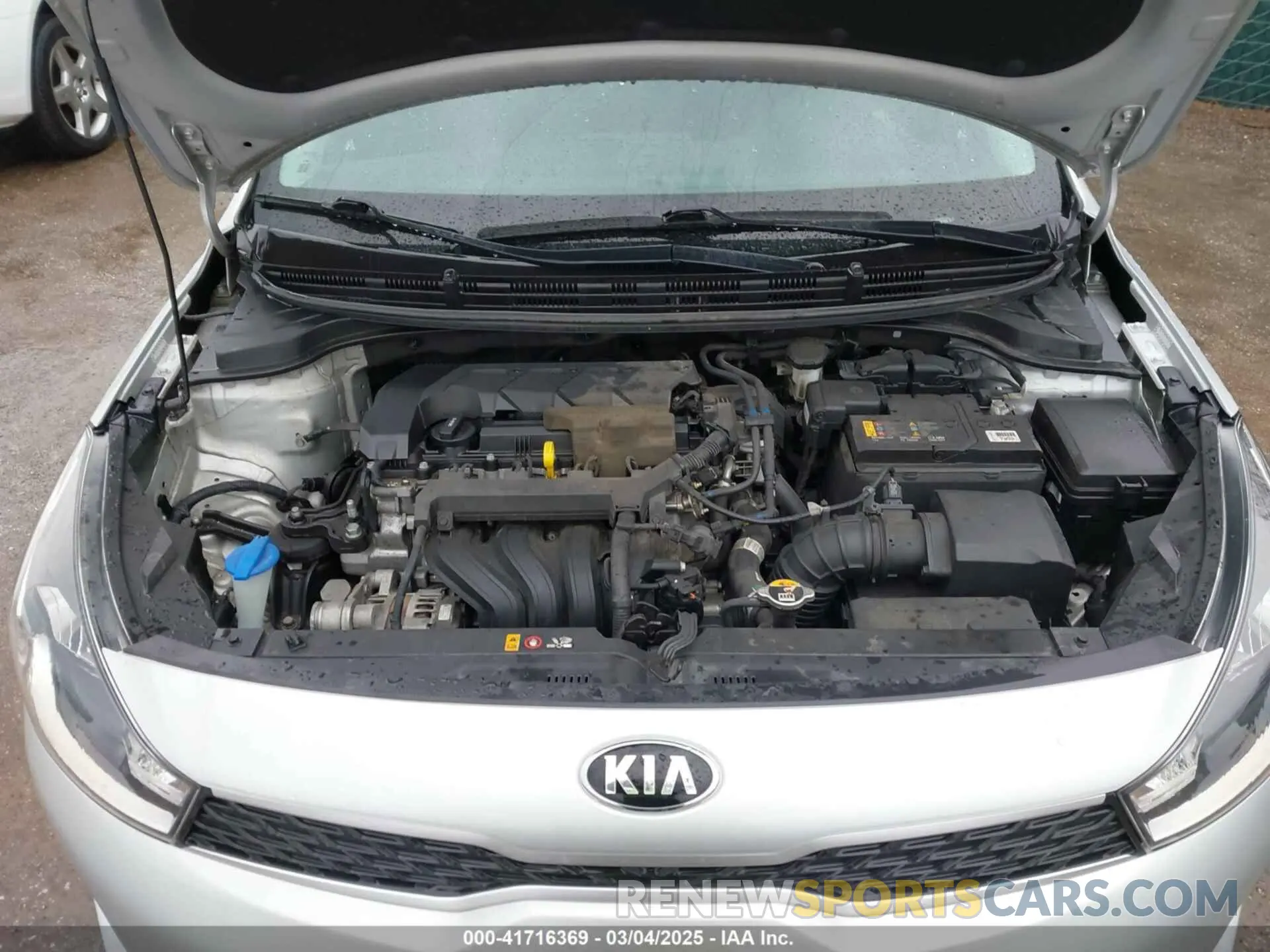 10 fotografías del automóvil dañado 3KPA24AD6LE273270 KIA RIO 2020
