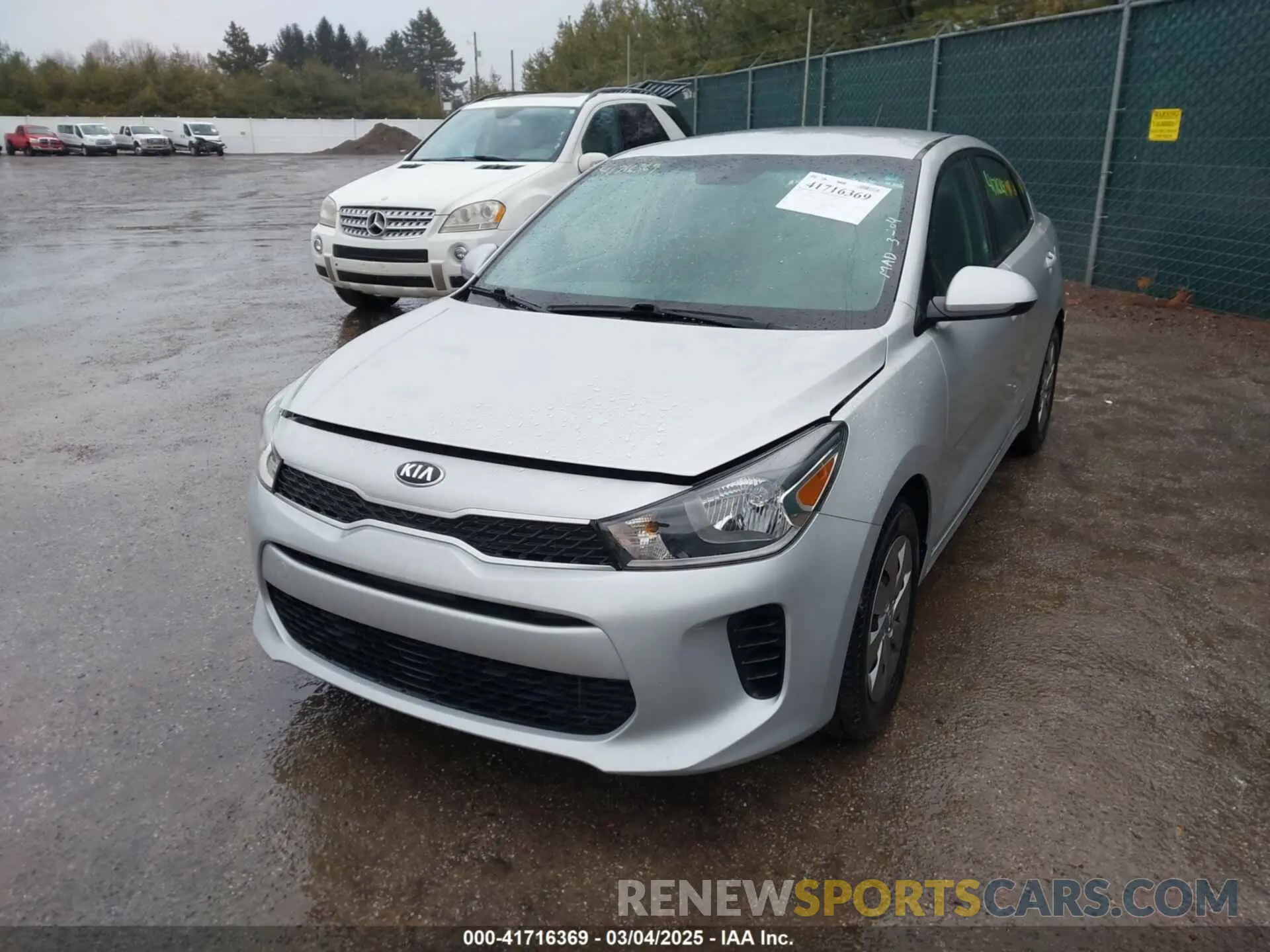 2 fotografías del automóvil dañado 3KPA24AD6LE273270 KIA RIO 2020