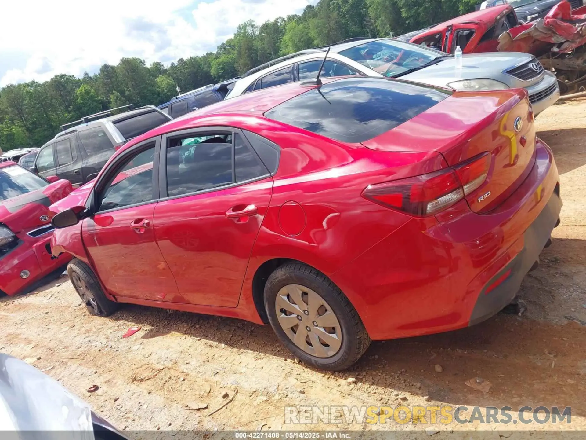 14 fotografías del automóvil dañado 3KPA24AD6LE284320 KIA RIO 2020