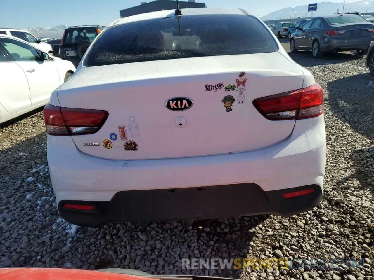 6 fotografías del automóvil dañado 3KPA24AD6LE329143 KIA RIO 2020
