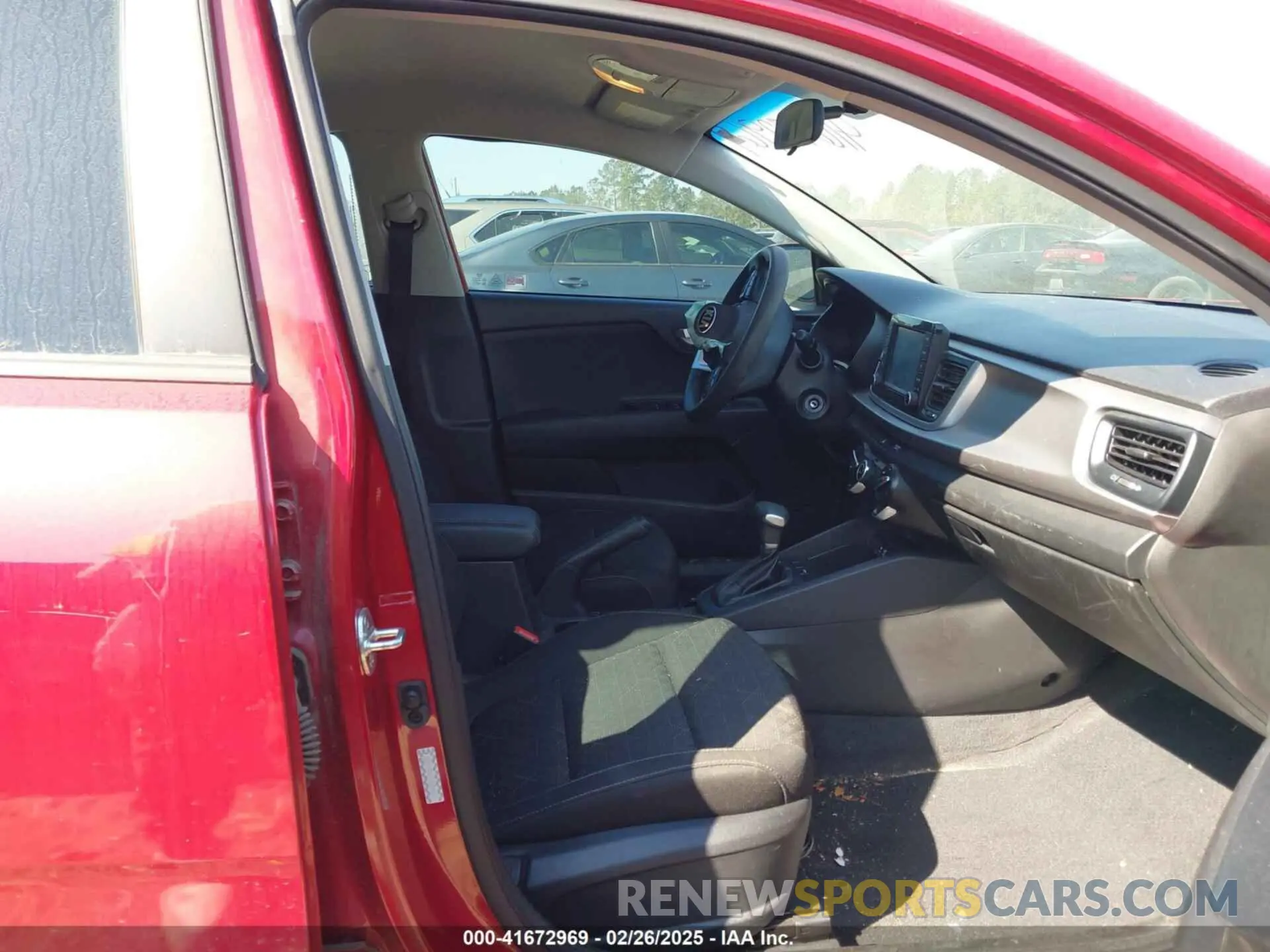5 fotografías del automóvil dañado 3KPA24AD7LE284665 KIA RIO 2020