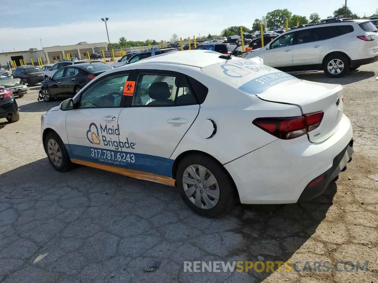2 fotografías del automóvil dañado 3KPA24AD7LE311976 KIA RIO 2020
