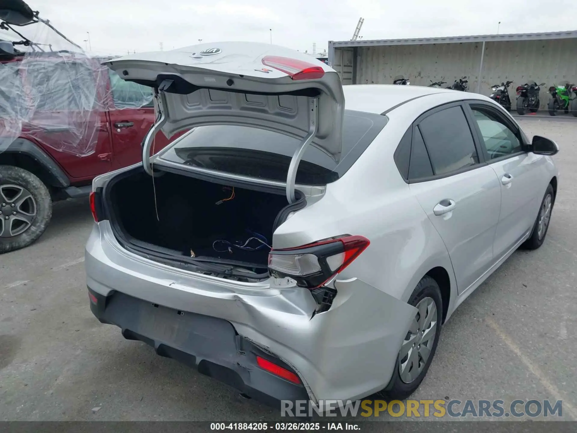 6 fotografías del automóvil dañado 3KPA24AD7LE313579 KIA RIO 2020