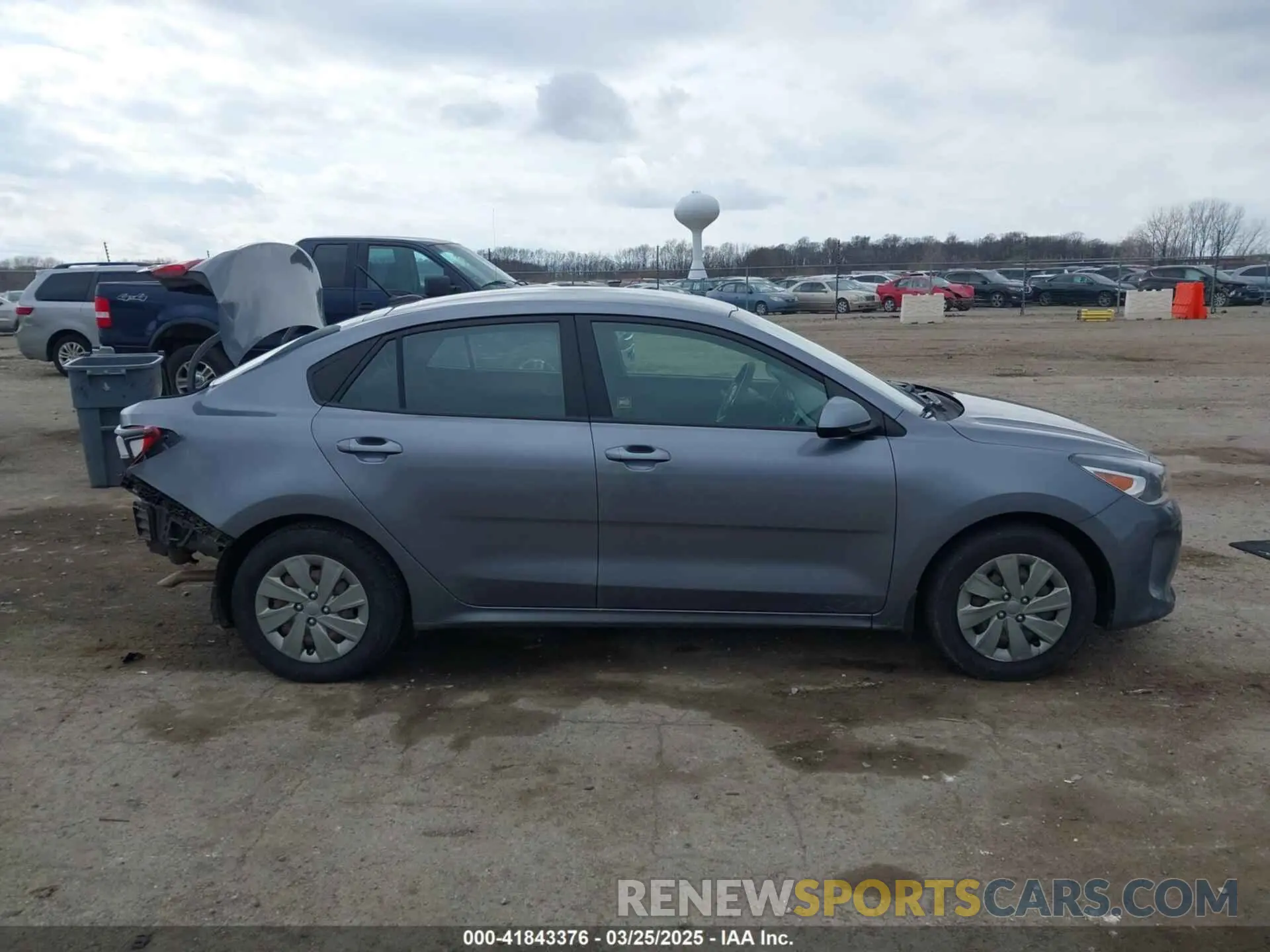 13 fotografías del automóvil dañado 3KPA24AD7LE334254 KIA RIO 2020