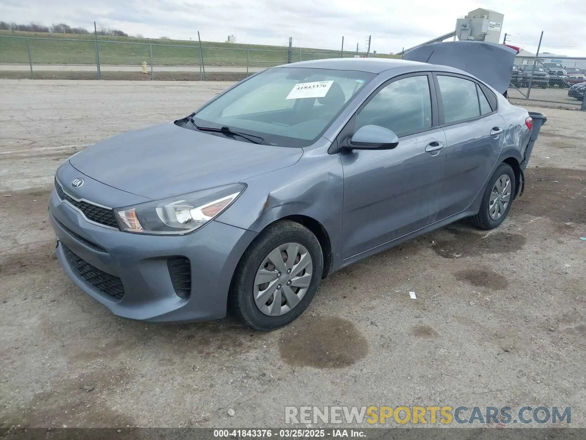 2 fotografías del automóvil dañado 3KPA24AD7LE334254 KIA RIO 2020