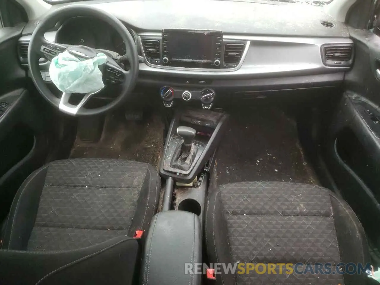 8 fotografías del automóvil dañado 3KPA24AD7LE335601 KIA RIO 2020