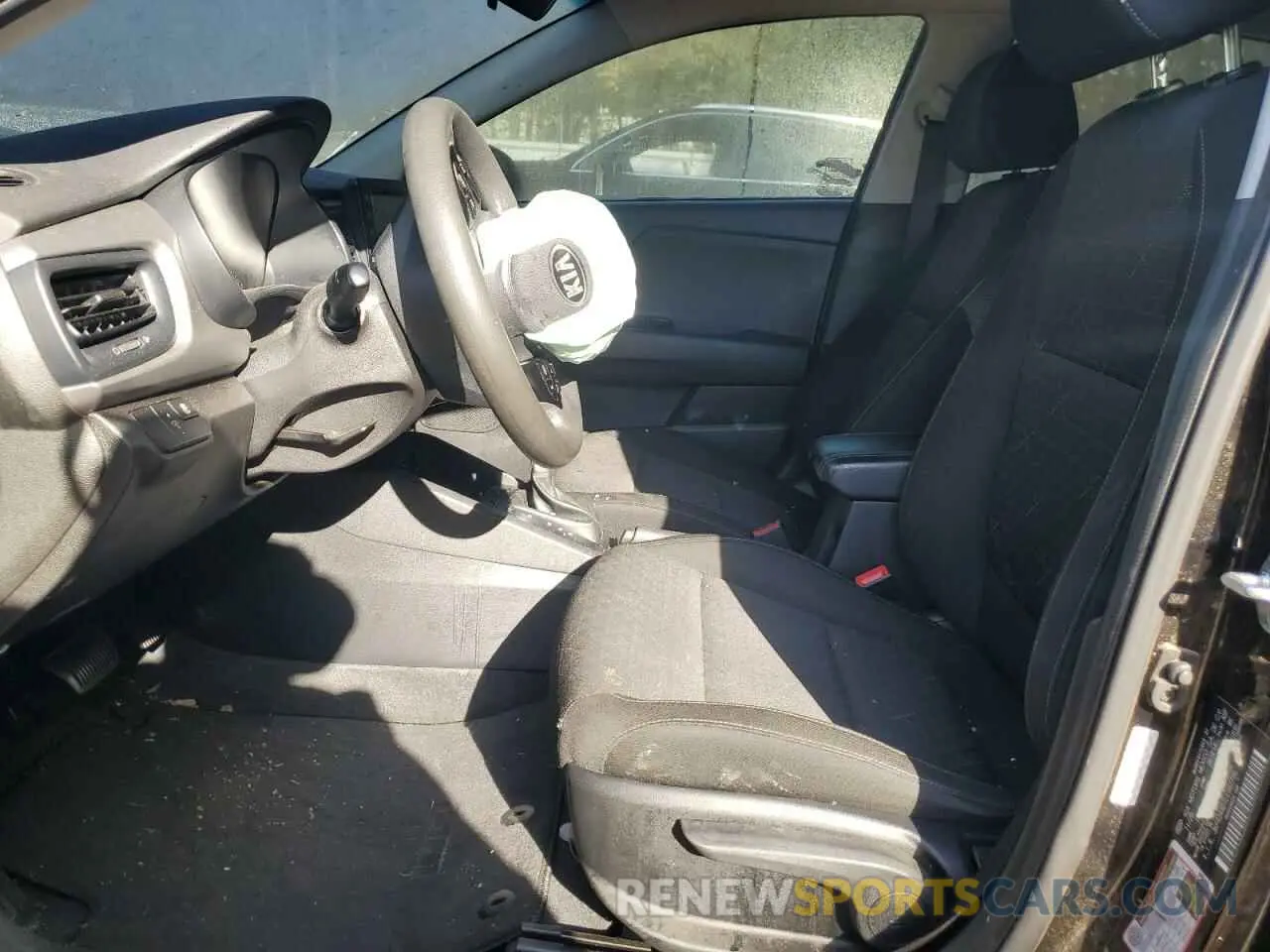 7 fotografías del automóvil dañado 3KPA24AD7LE362796 KIA RIO 2020