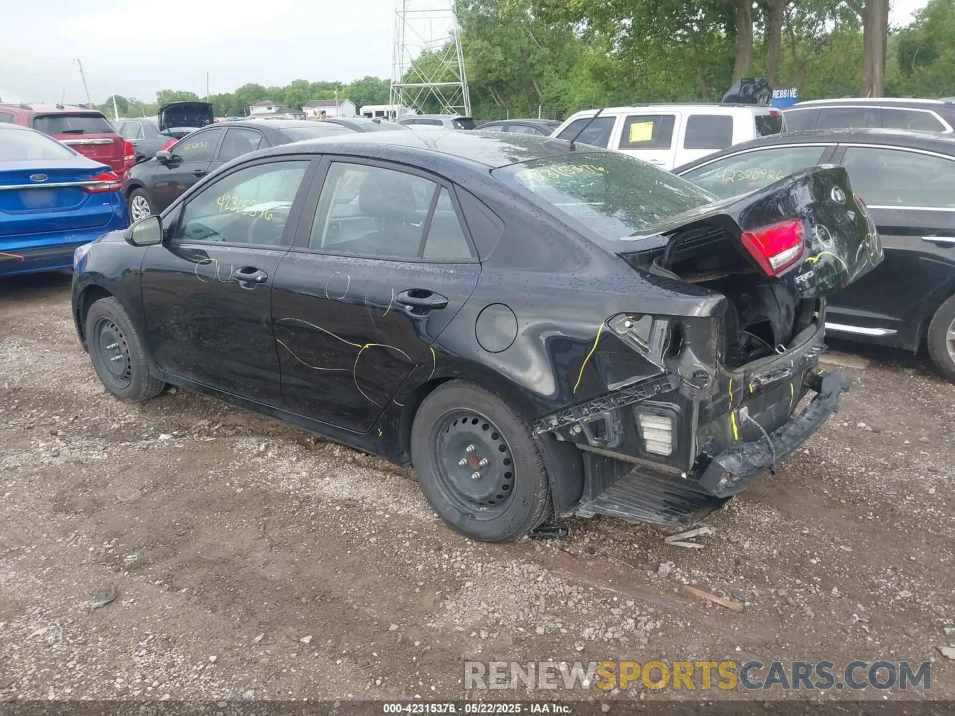 3 fotografías del automóvil dañado 3KPA24AD8LE315244 KIA RIO 2020