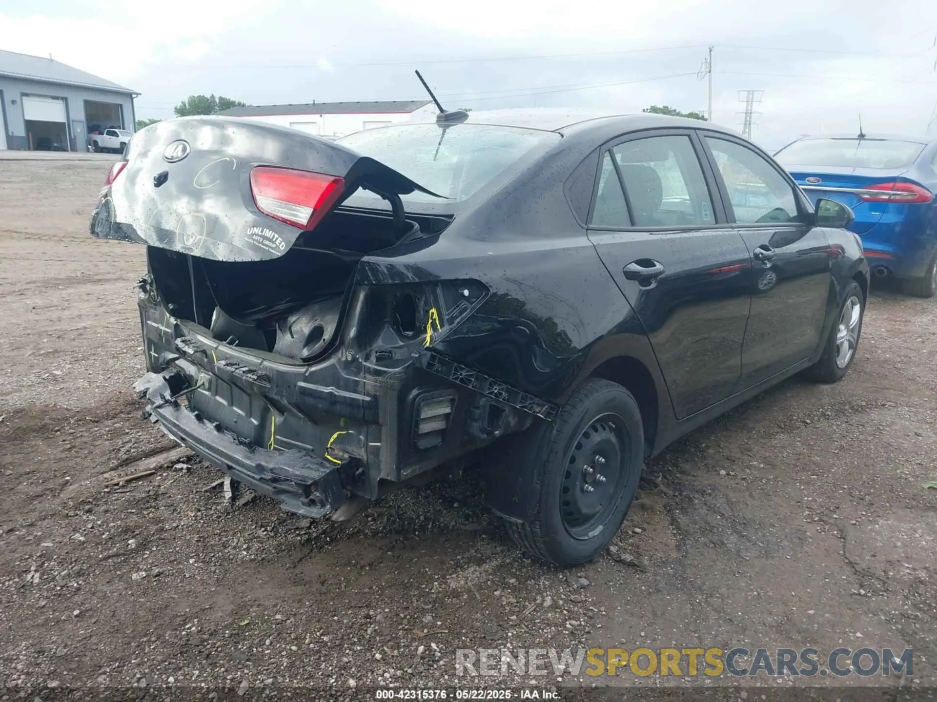 4 fotografías del automóvil dañado 3KPA24AD8LE315244 KIA RIO 2020