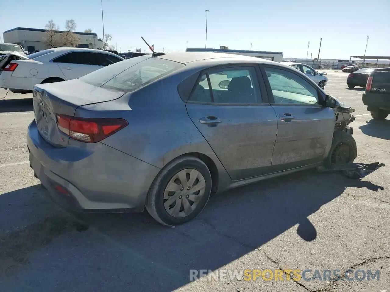 3 fotografías del automóvil dañado 3KPA24AD8LE332139 KIA RIO 2020