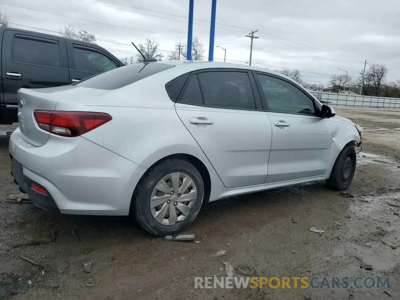 3 fotografías del automóvil dañado 3KPA24AD9LE296820 KIA RIO 2020