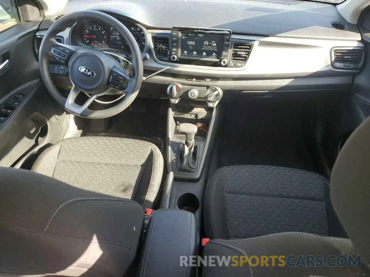 8 fotografías del automóvil dañado 3KPA24AD9LE344509 KIA RIO 2020