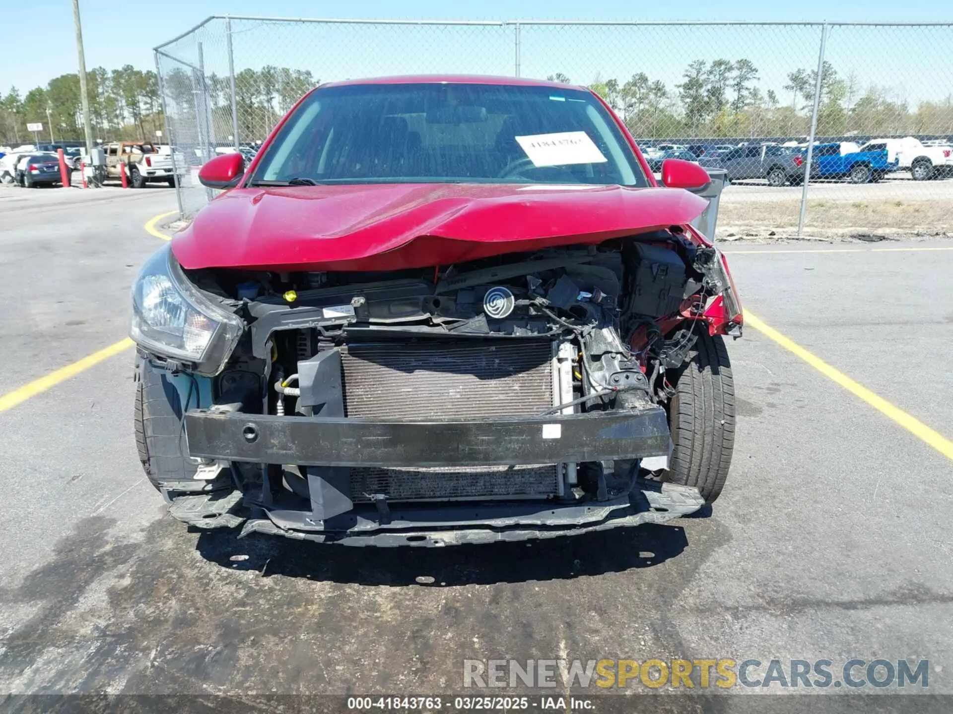 13 fotografías del automóvil dañado 3KPA24ADXLE253460 KIA RIO 2020