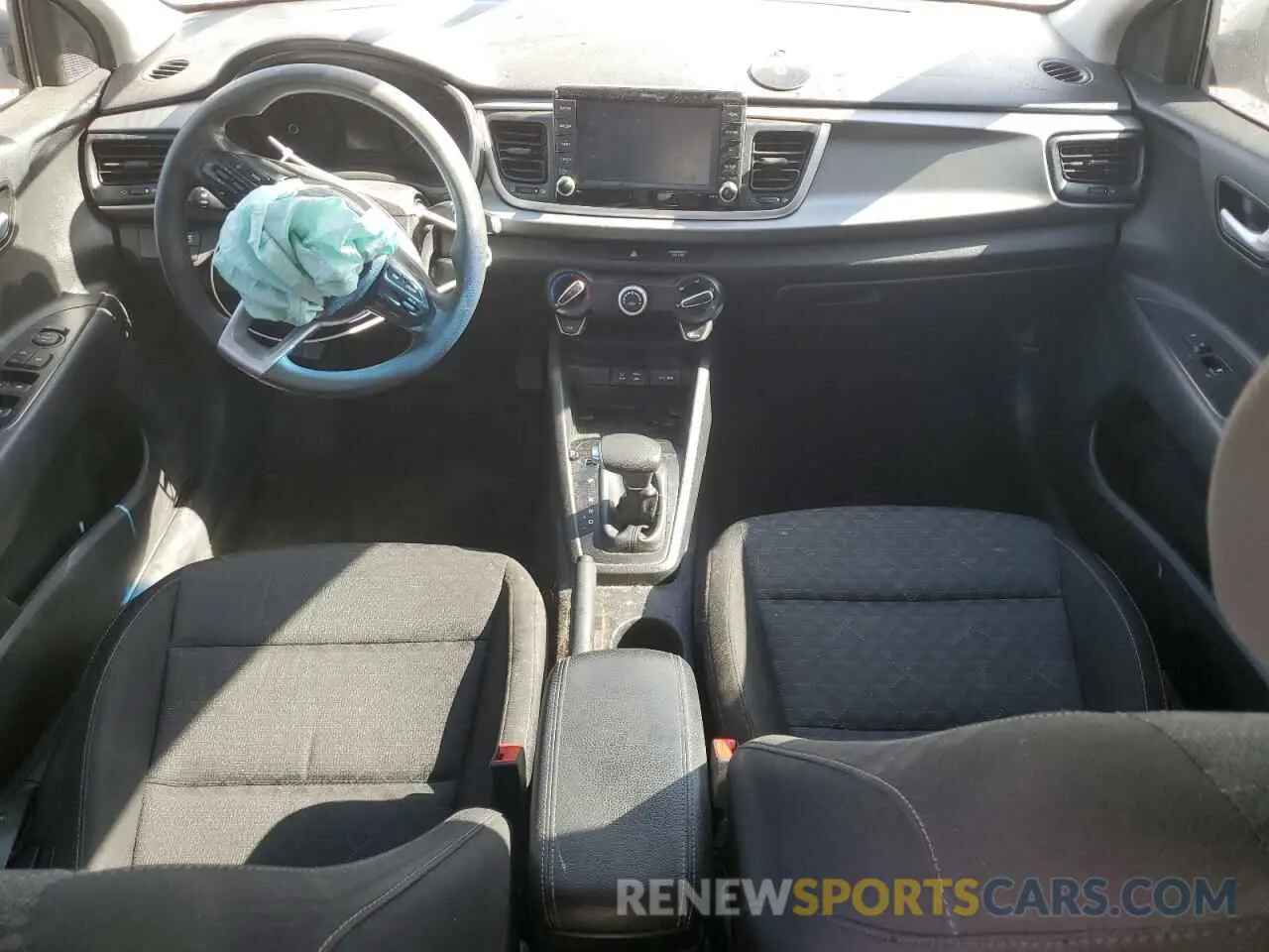 8 fotografías del automóvil dañado 3KPA24ADXLE274387 KIA RIO 2020