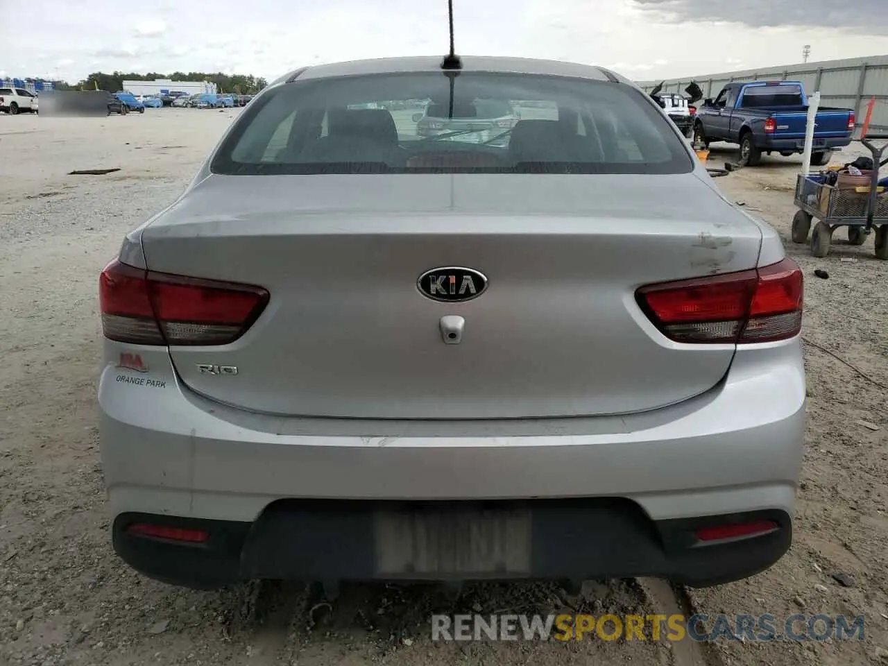 6 fotografías del automóvil dañado 3KPA24ADXLE288533 KIA RIO 2020