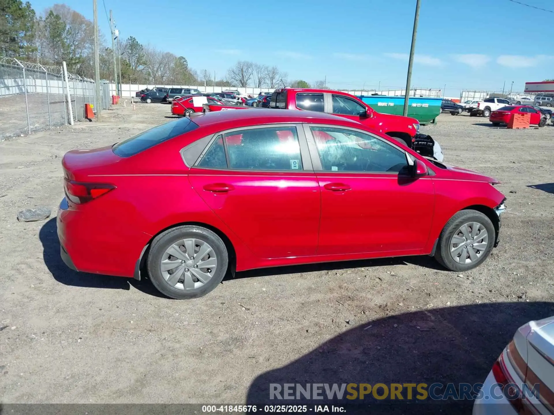 14 fotografías del automóvil dañado 3KPA24ADXLE312636 KIA RIO 2020
