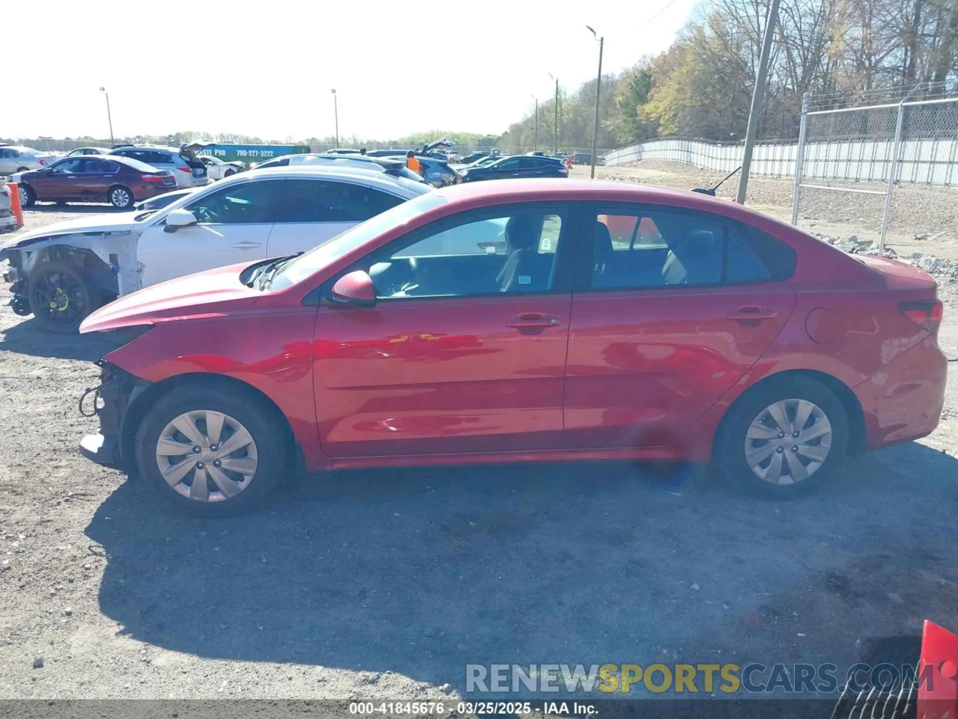 15 fotografías del automóvil dañado 3KPA24ADXLE312636 KIA RIO 2020