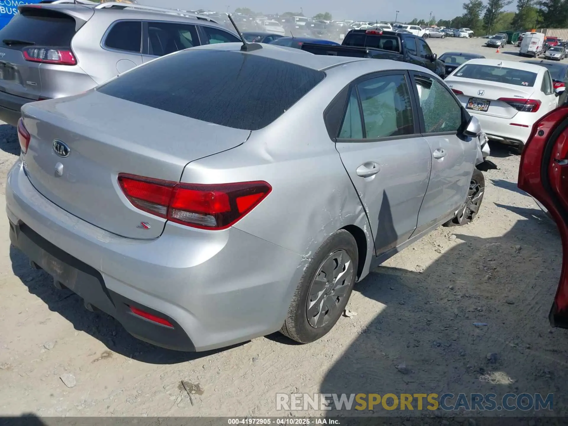 4 fotografías del automóvil dañado 3KPA24ADXLE346026 KIA RIO 2020