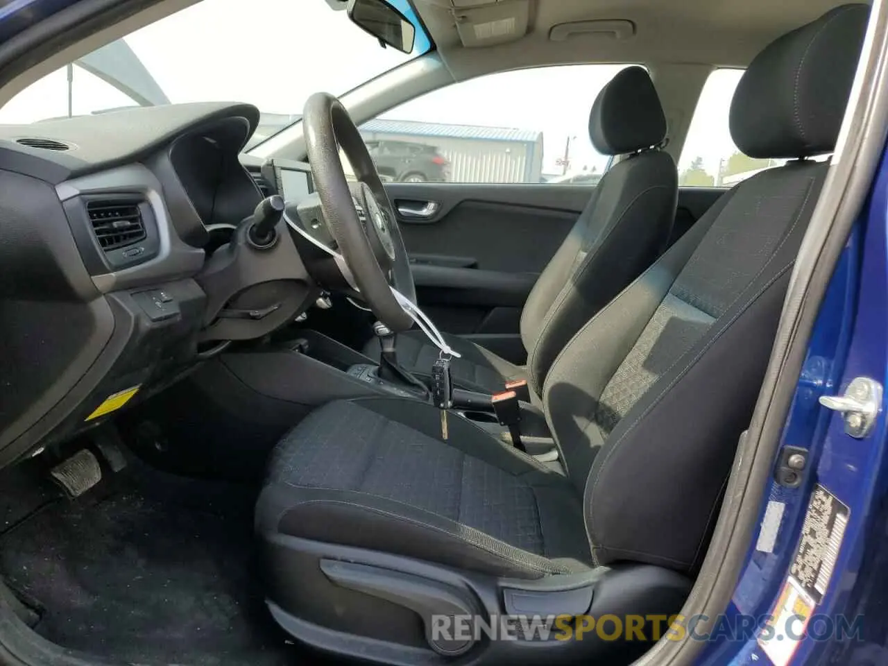 7 fotografías del automóvil dañado 3KPA25AD0LE351855 KIA RIO 2020