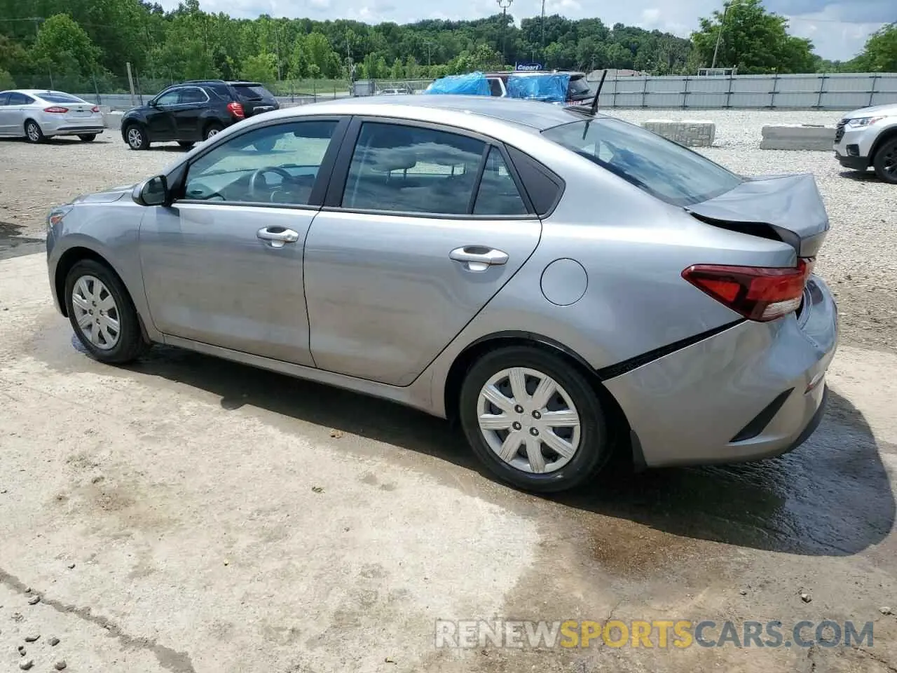 2 fotografías del automóvil dañado 3KPA24AD0ME377366 KIA RIO 2021