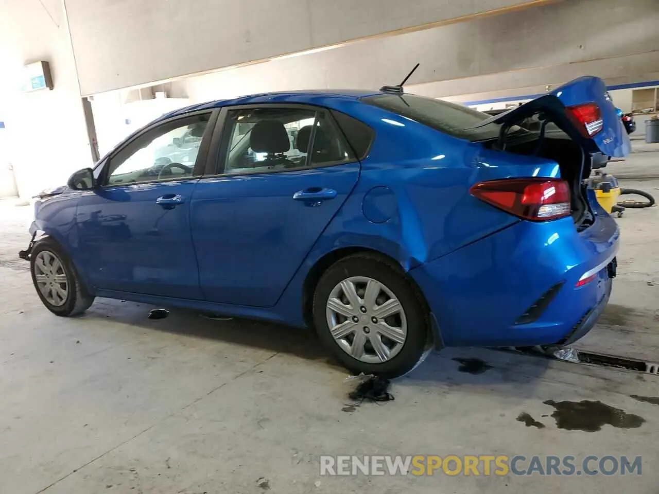 2 fotografías del automóvil dañado 3KPA24AD0ME403741 KIA RIO 2021