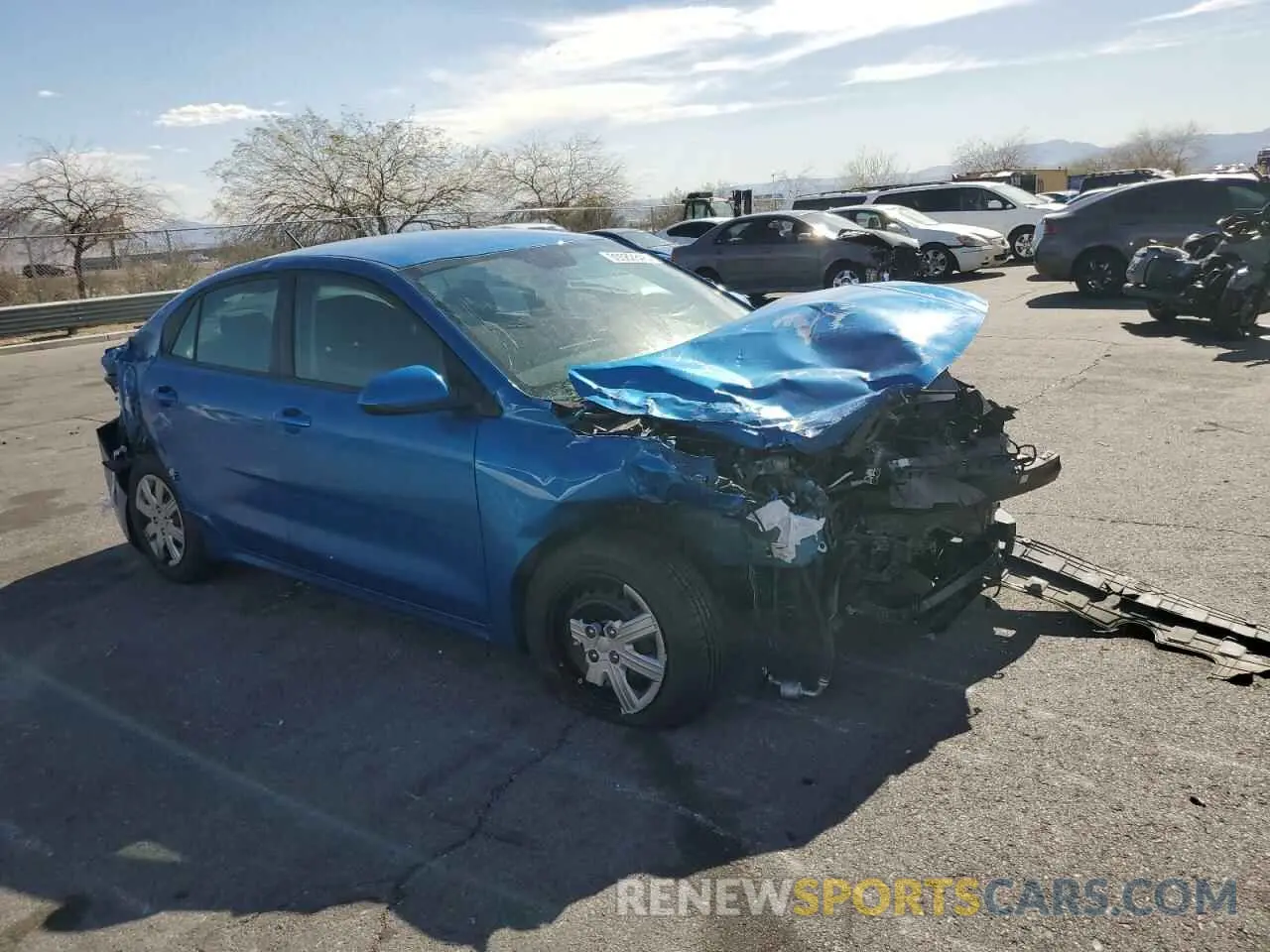 4 fotografías del automóvil dañado 3KPA24AD1ME364884 KIA RIO 2021