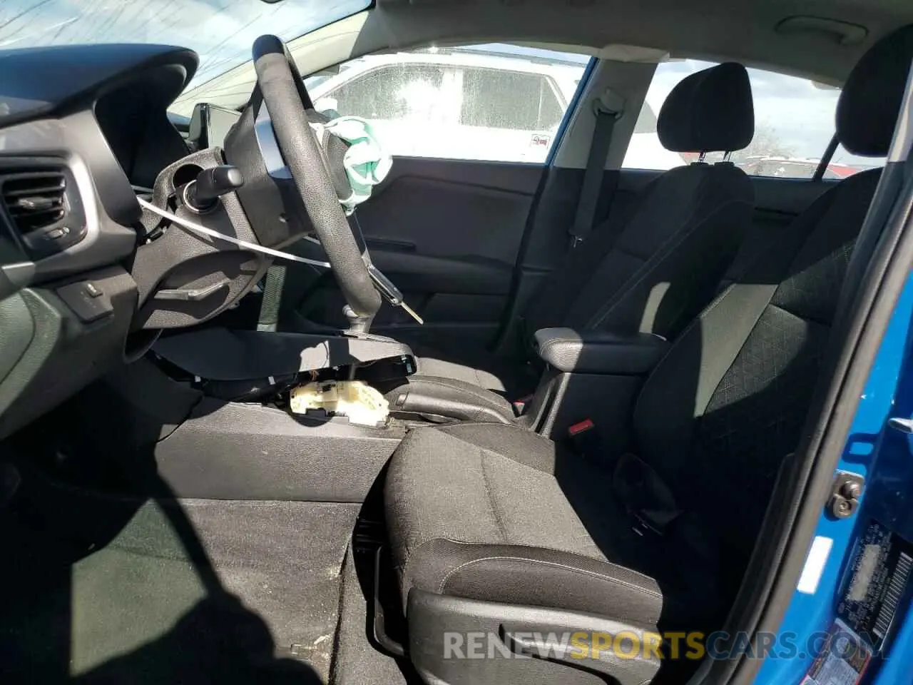 7 fotografías del automóvil dañado 3KPA24AD1ME364884 KIA RIO 2021