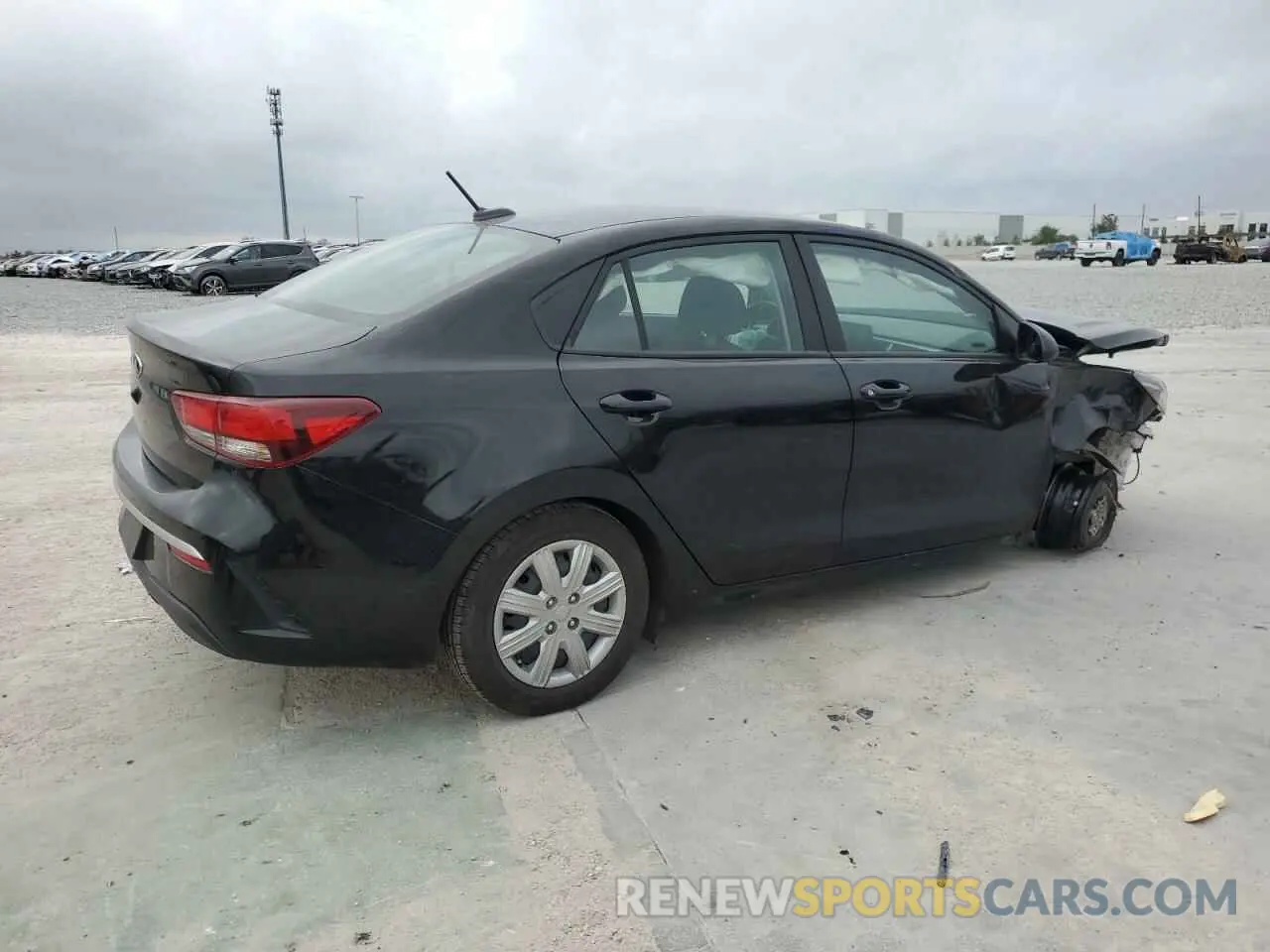 3 fotografías del automóvil dañado 3KPA24AD1ME379529 KIA RIO 2021