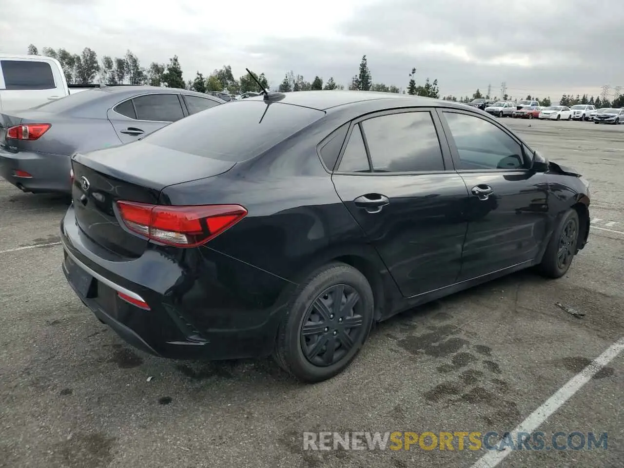 3 fotografías del automóvil dañado 3KPA24AD1ME423187 KIA RIO 2021