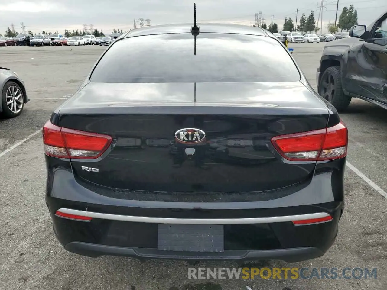 6 fotografías del automóvil dañado 3KPA24AD1ME423187 KIA RIO 2021