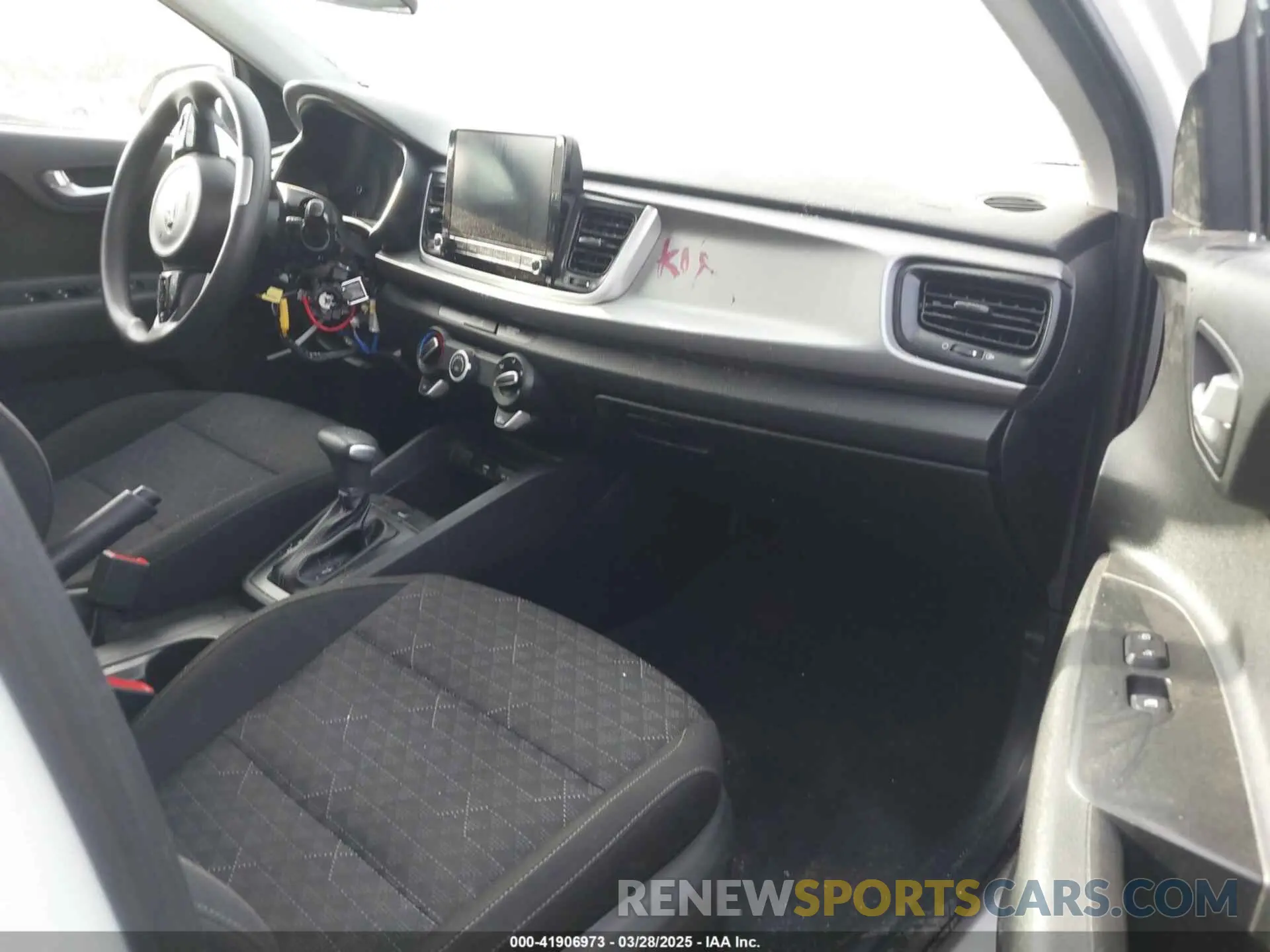 5 fotografías del automóvil dañado 3KPA24AD2ME367504 KIA RIO 2021