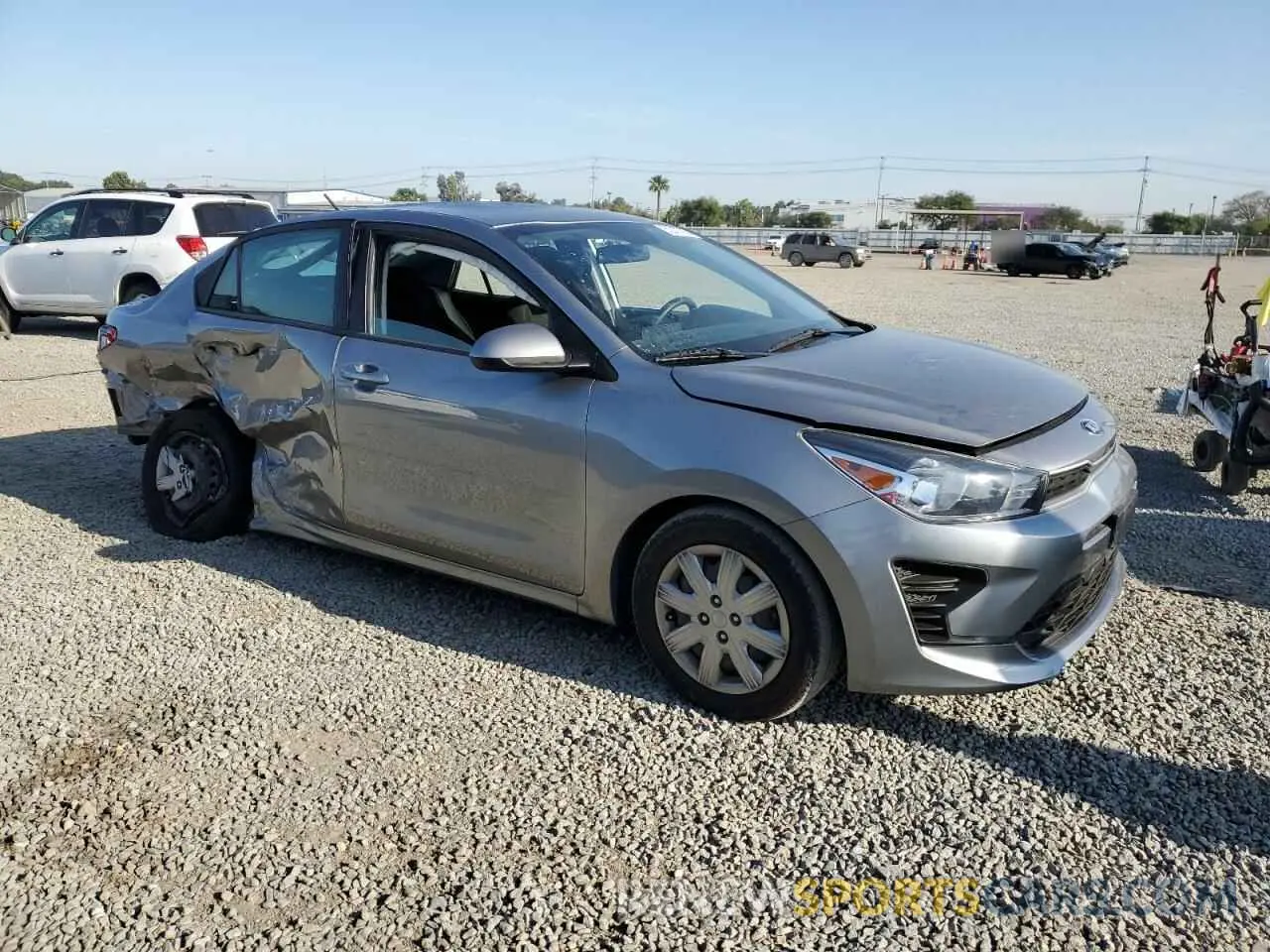 4 fotografías del automóvil dañado 3KPA24AD4ME365799 KIA RIO 2021