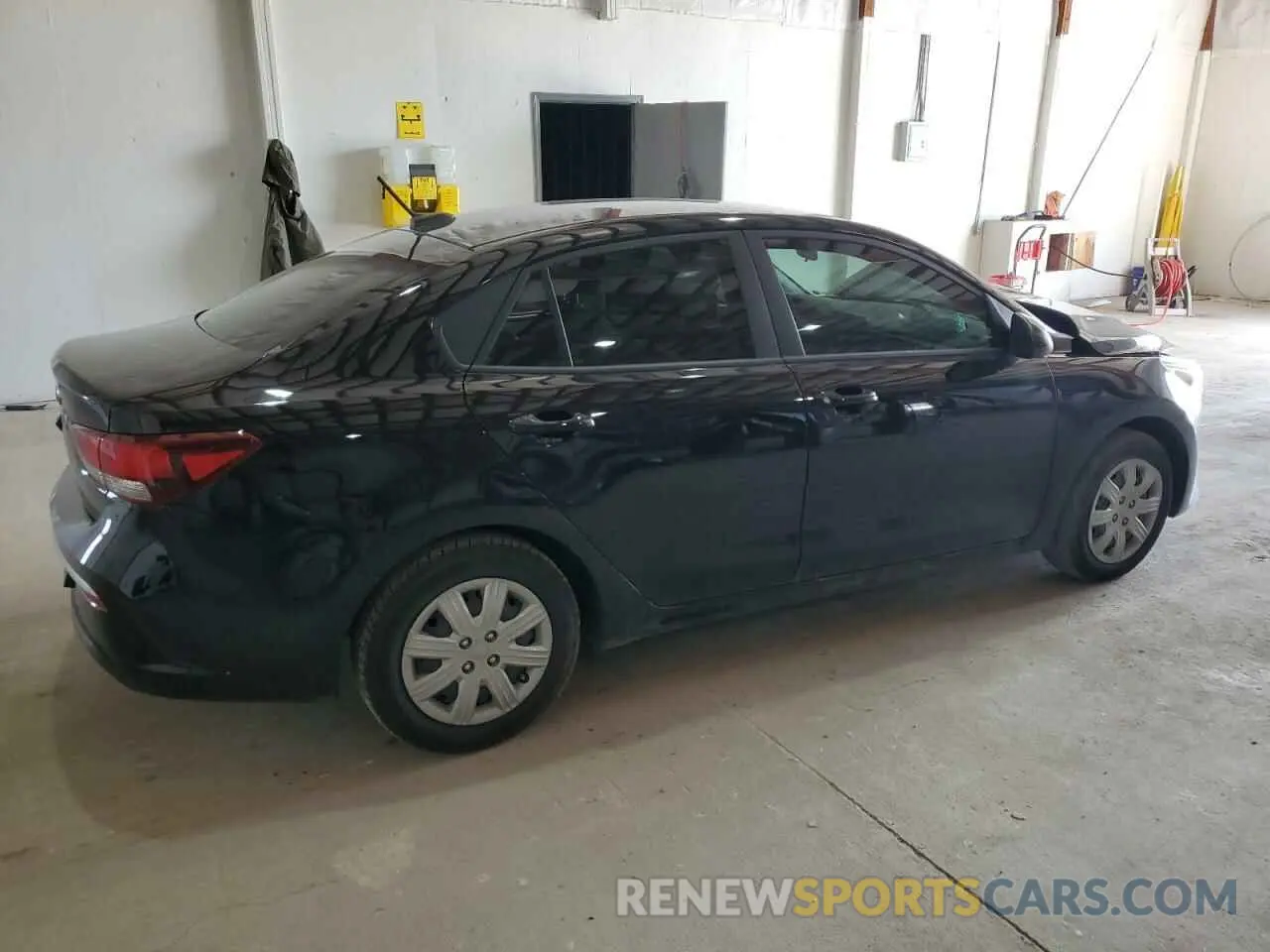 3 fotografías del automóvil dañado 3KPA24AD4ME383252 KIA RIO 2021