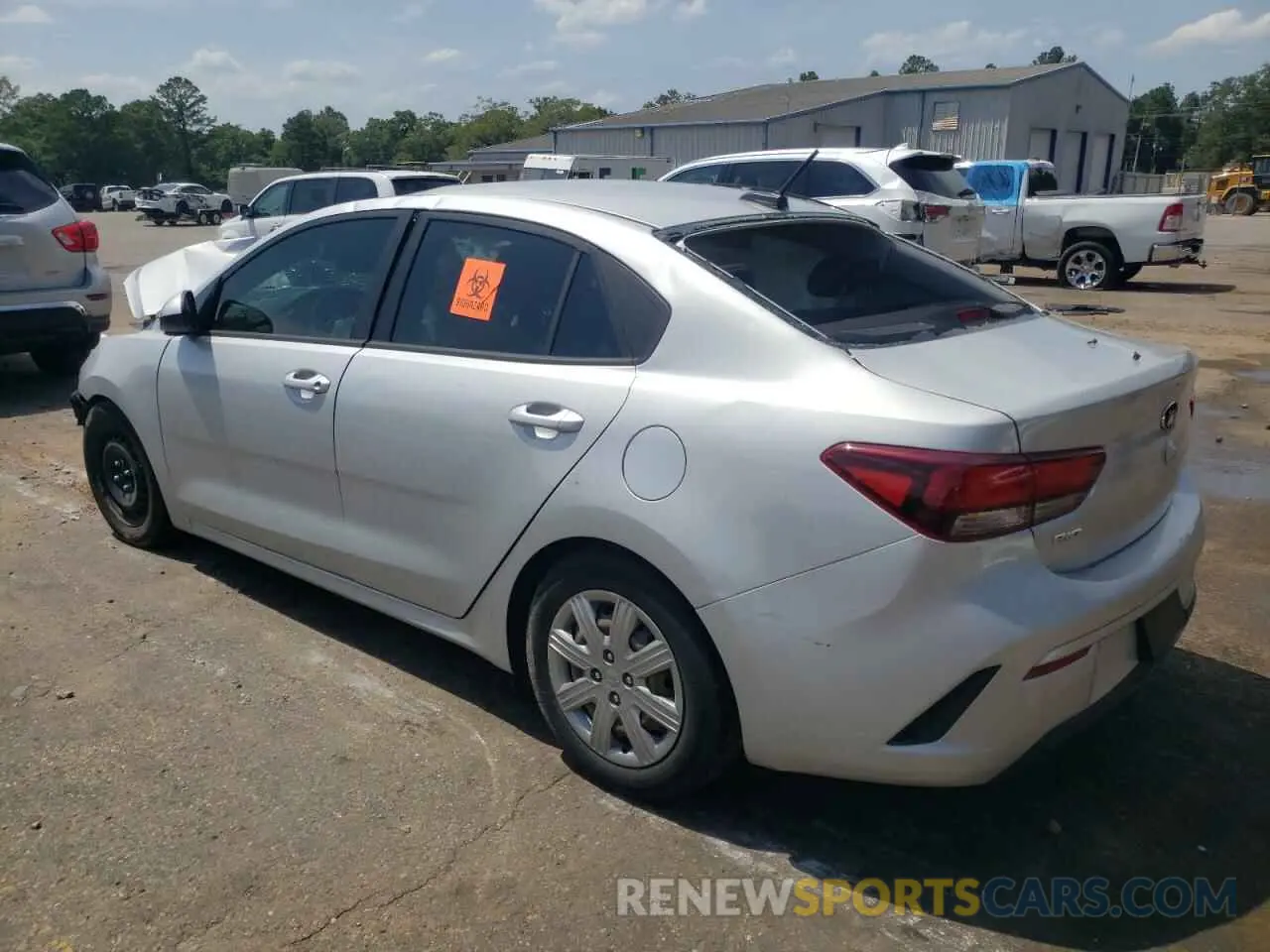 2 fotografías del automóvil dañado 3KPA24AD4ME402124 KIA RIO 2021