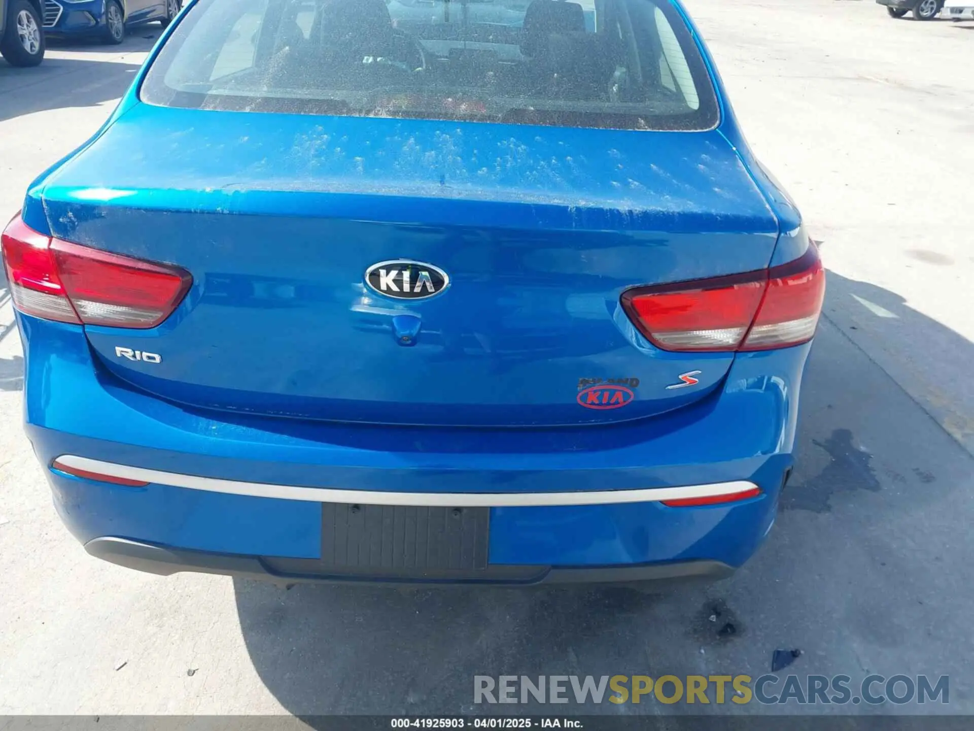 17 fotografías del automóvil dañado 3KPA24AD5ME392302 KIA RIO 2021