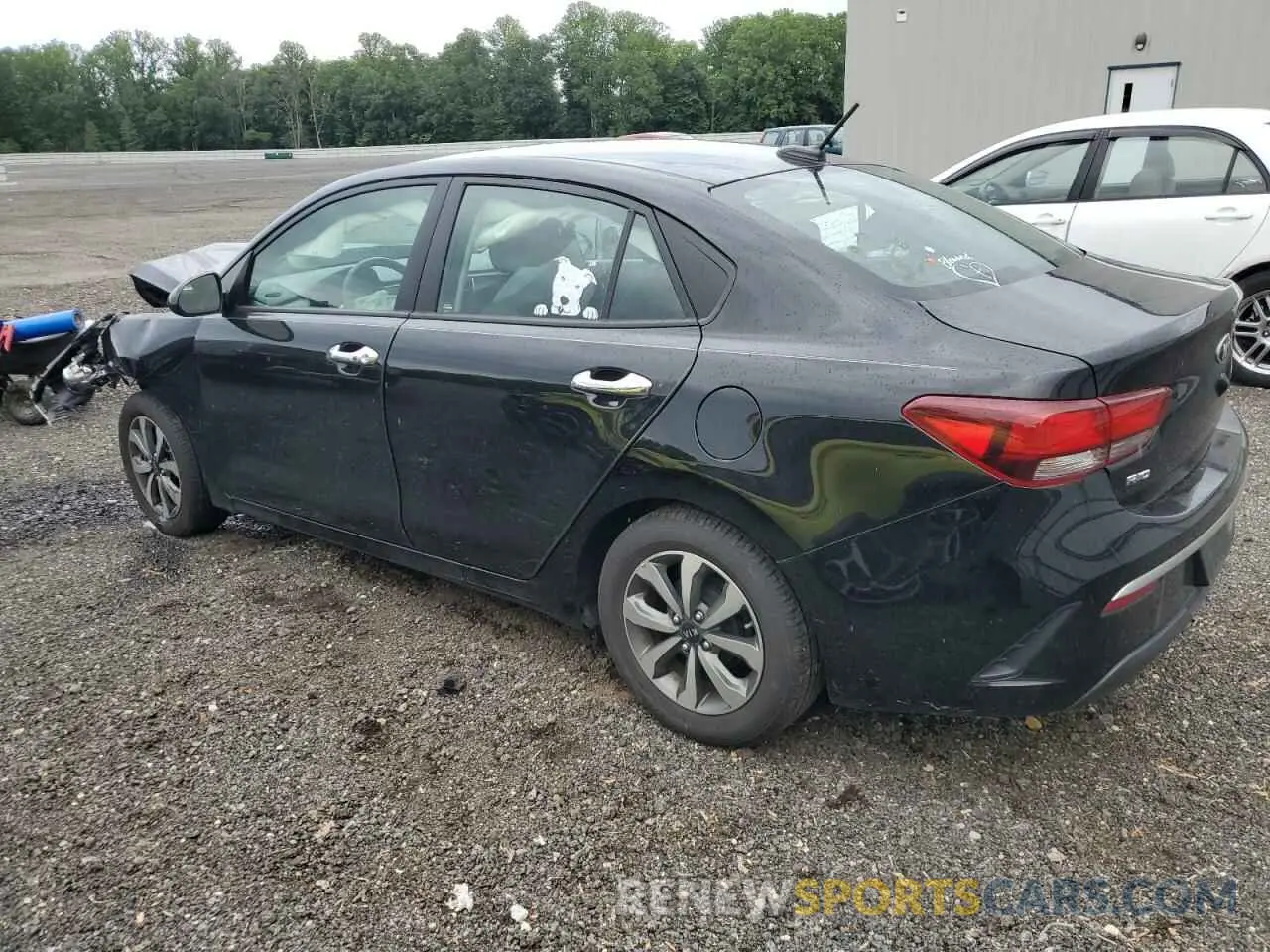 2 fotografías del automóvil dañado 3KPA24AD6ME376044 KIA RIO 2021