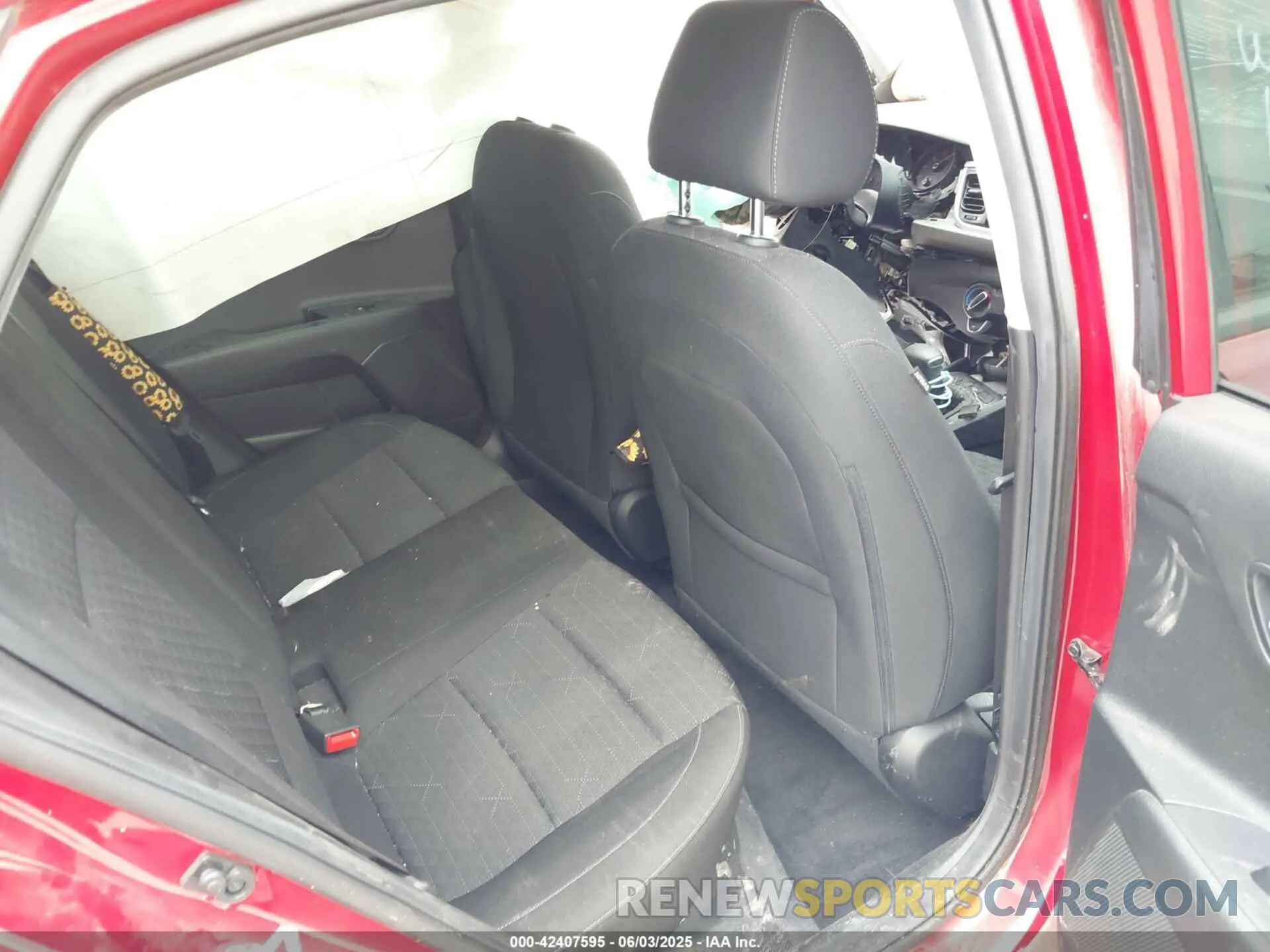 8 fotografías del automóvil dañado 3KPA24AD6ME406451 KIA RIO 2021