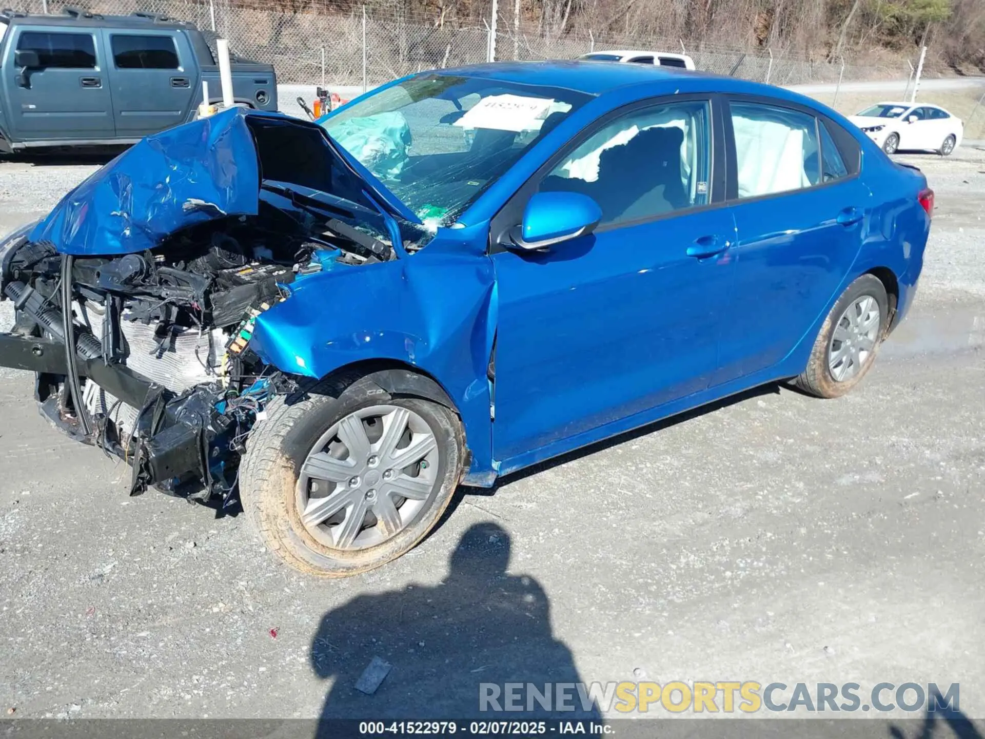 2 fotografías del automóvil dañado 3KPA24AD6ME429518 KIA RIO 2021