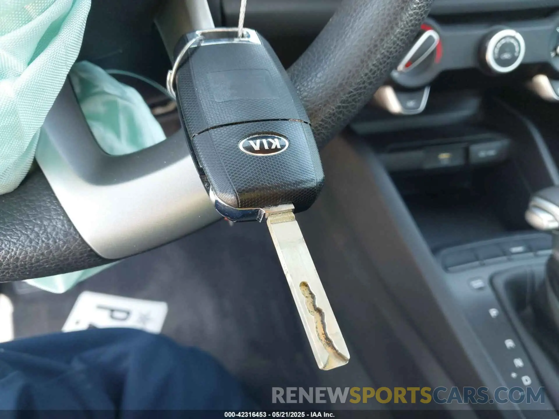 11 fotografías del automóvil dañado 3KPA24AD7ME406152 KIA RIO 2021