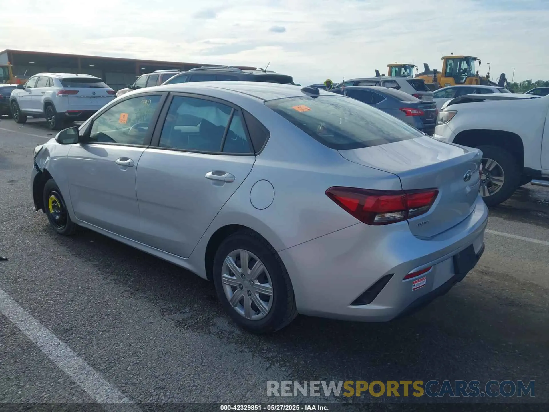 3 fotografías del automóvil dañado 3KPA24AD7ME422612 KIA RIO 2021