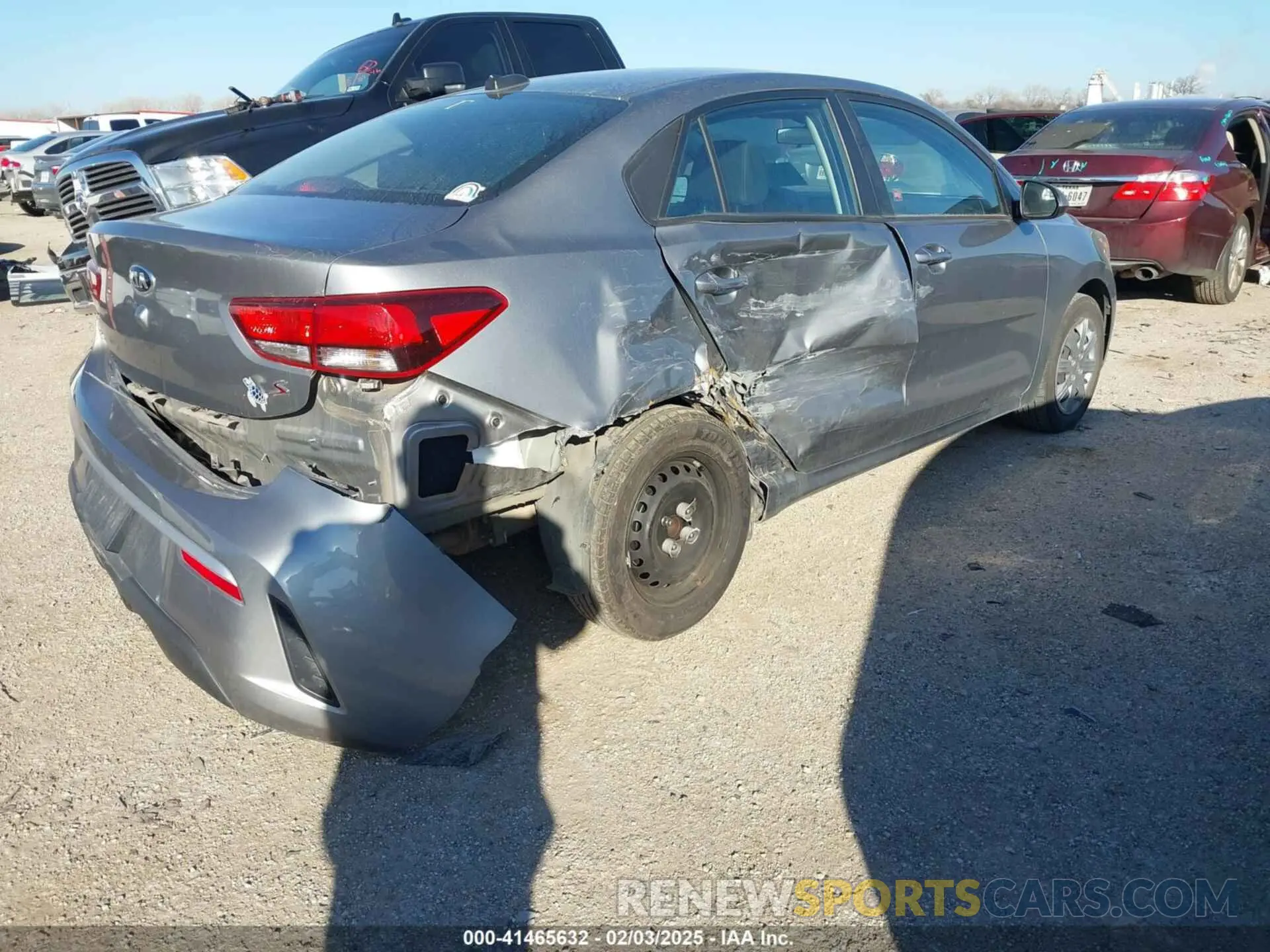 4 fotografías del automóvil dañado 3KPA24AD8ME377938 KIA RIO 2021
