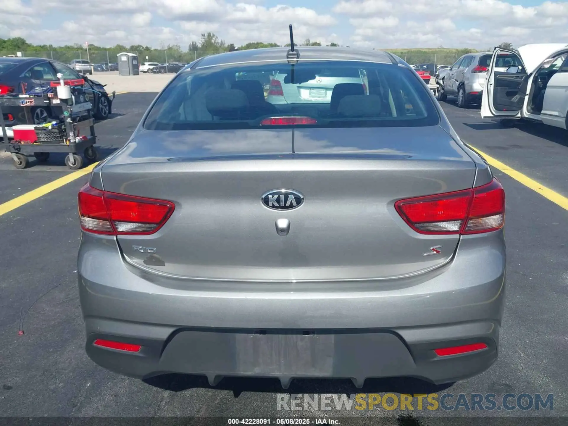 17 fotografías del automóvil dañado 3KPA24AD8ME391161 KIA RIO 2021