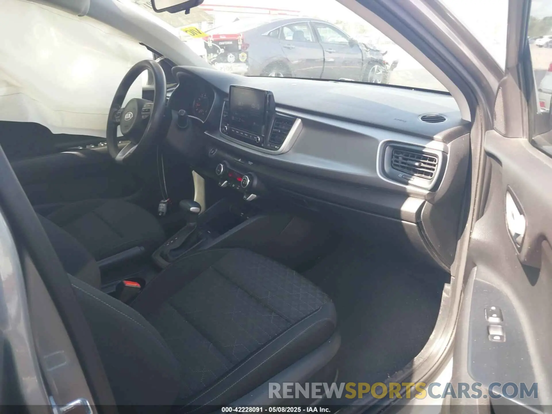 5 fotografías del automóvil dañado 3KPA24AD8ME391161 KIA RIO 2021